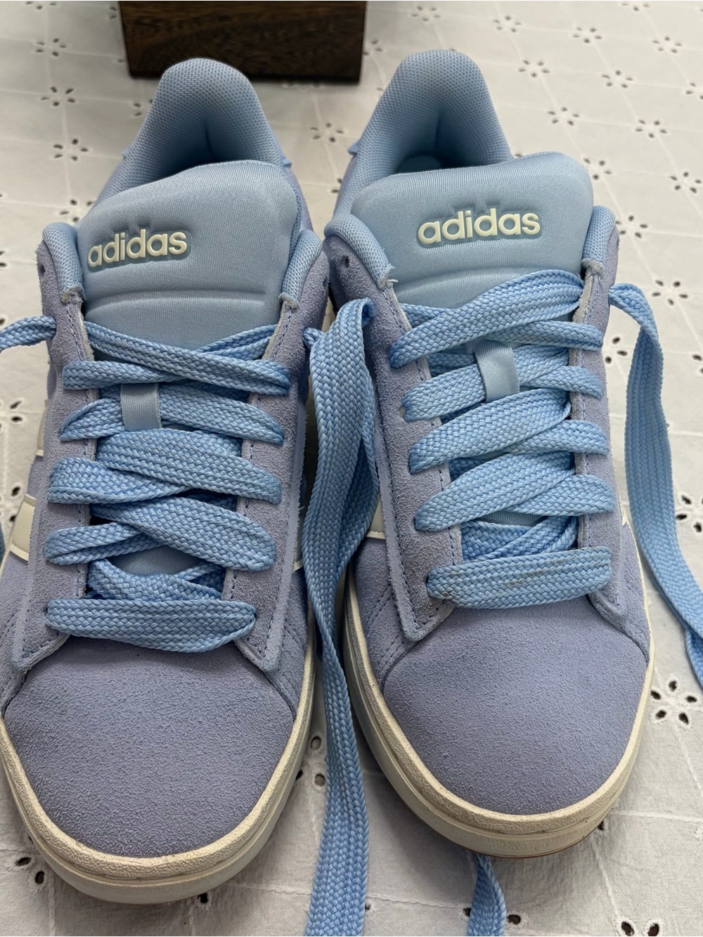 ADIDAS Light Blue Suede Low-Top Sneakers Women’s Size 7
